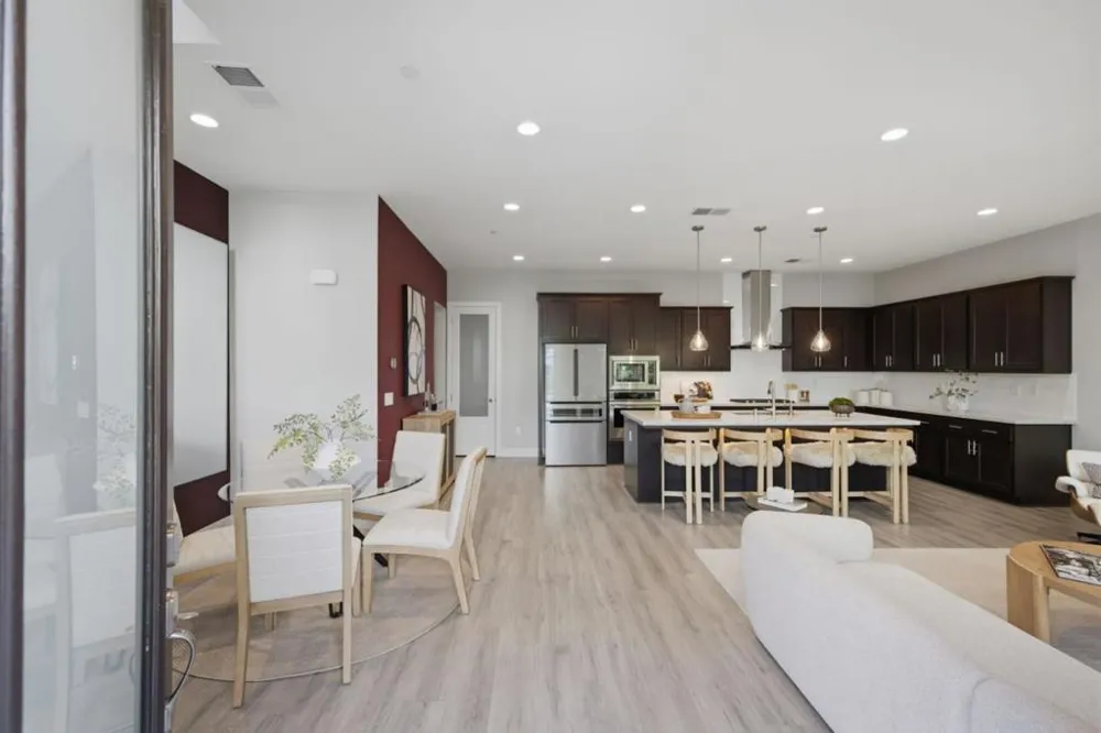 822 Anson Lane Burlingame, CA 94010