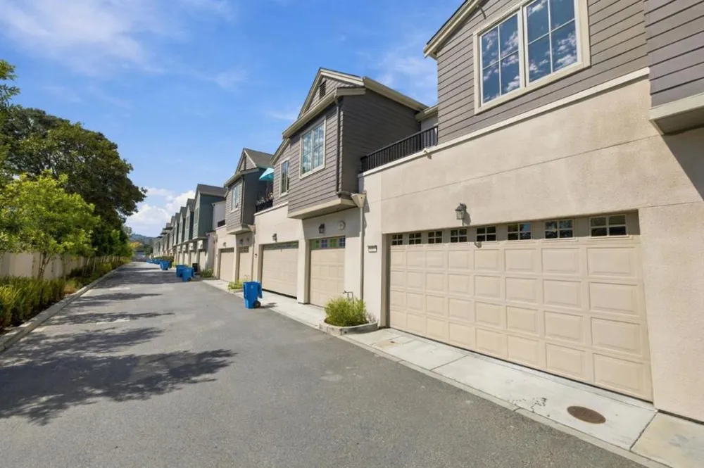 822 Anson Lane Burlingame, CA 94010