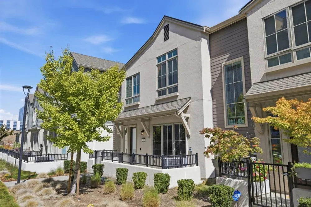 822 Anson Lane Burlingame, CA 94010