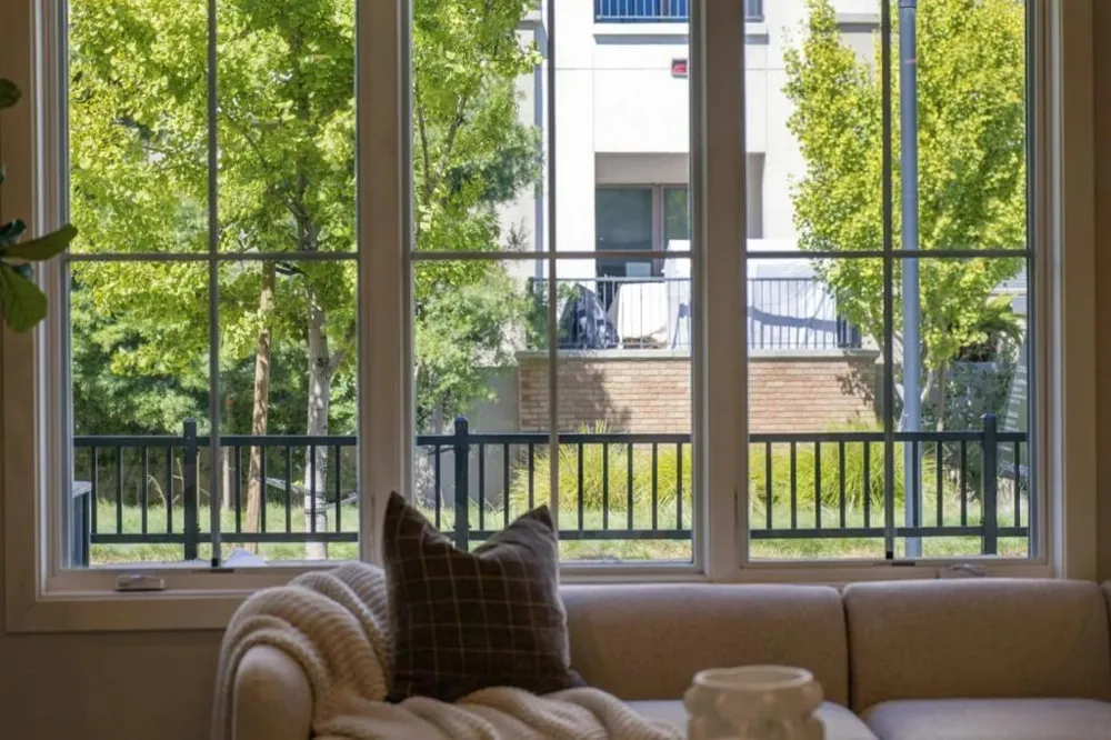 822 Anson Lane Burlingame, CA 94010