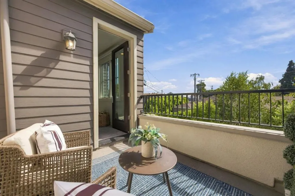 822 Anson Lane Burlingame, CA 94010