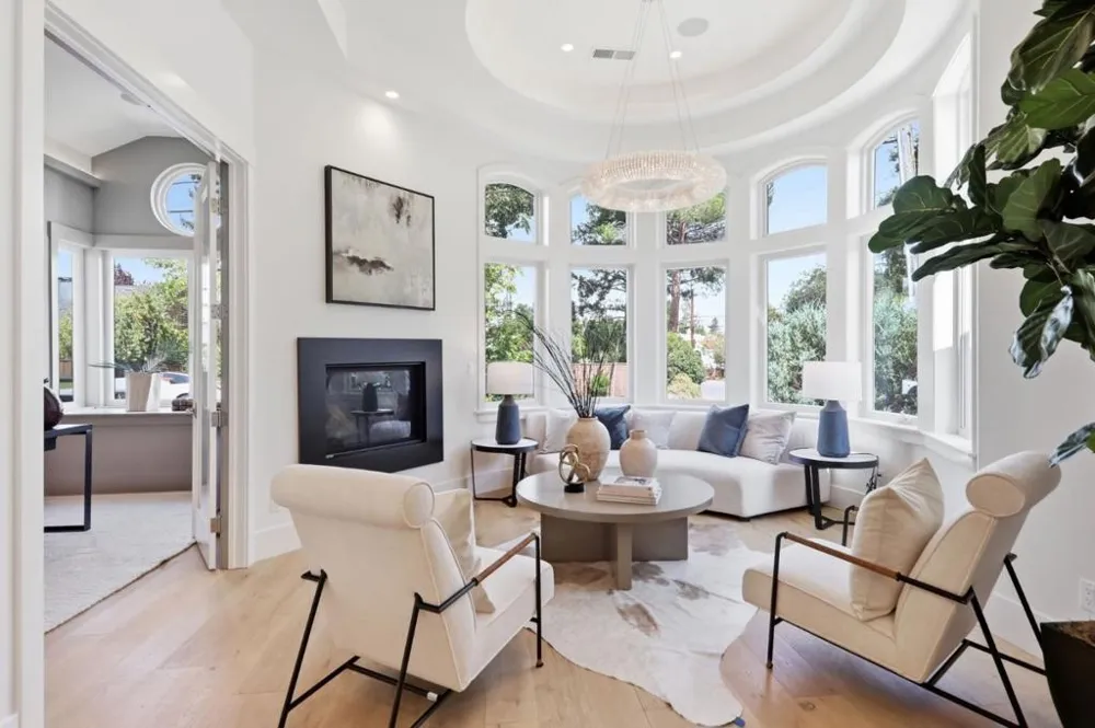 3990 Laguna Avenue Palo Alto, CA 94306