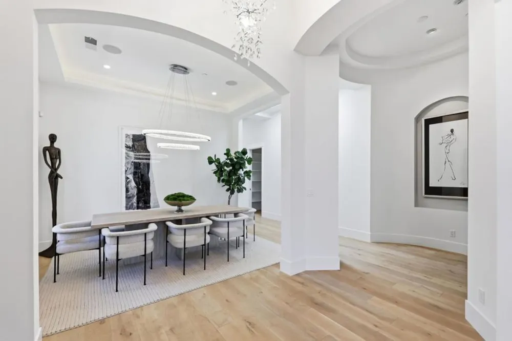 3990 Laguna Avenue Palo Alto, CA 94306