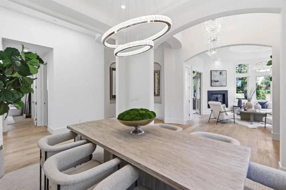 3990 Laguna Avenue Palo Alto, CA 94306