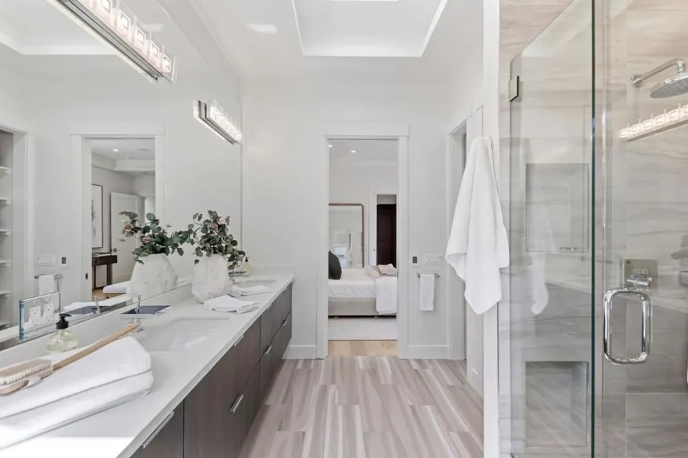 3990 Laguna Avenue Palo Alto, CA 94306