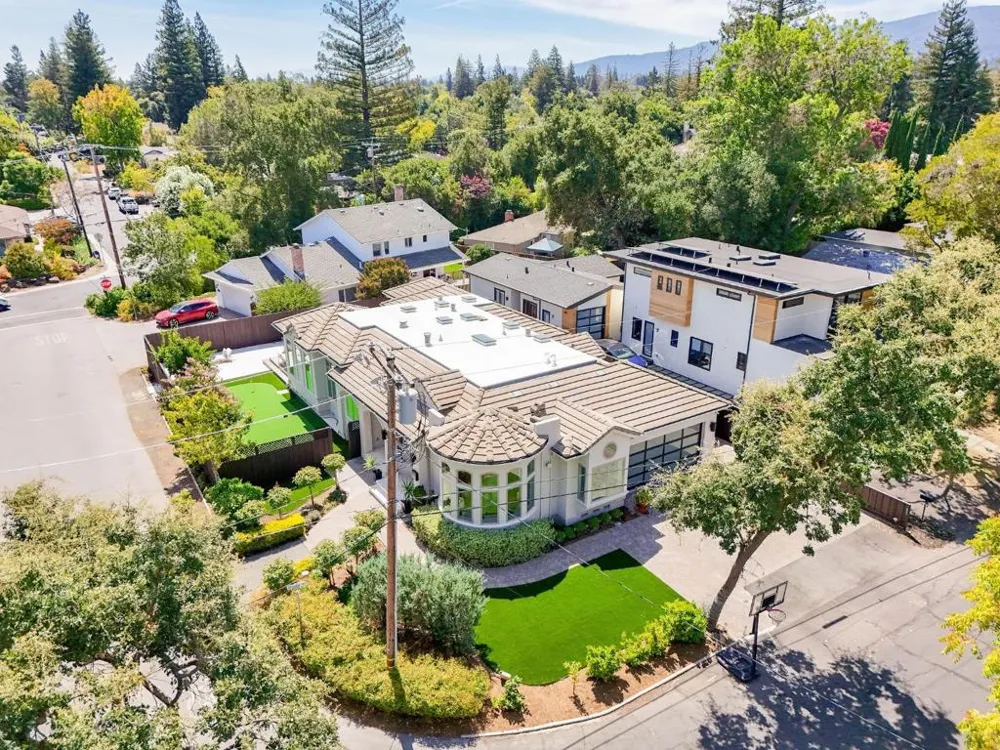 3990 Laguna Avenue Palo Alto, CA 94306