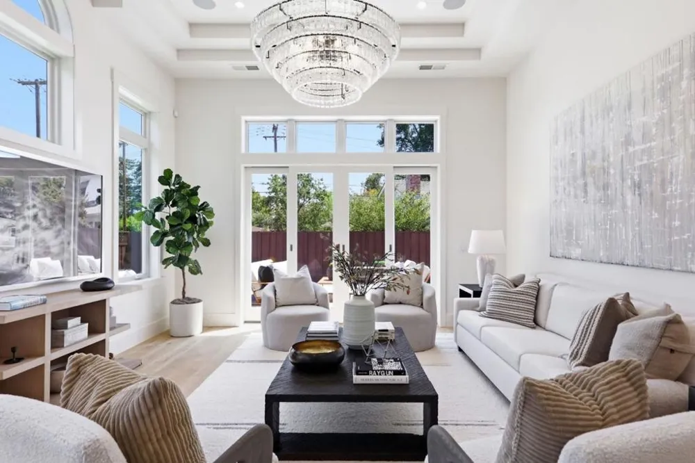 3990 Laguna Avenue Palo Alto, CA 94306
