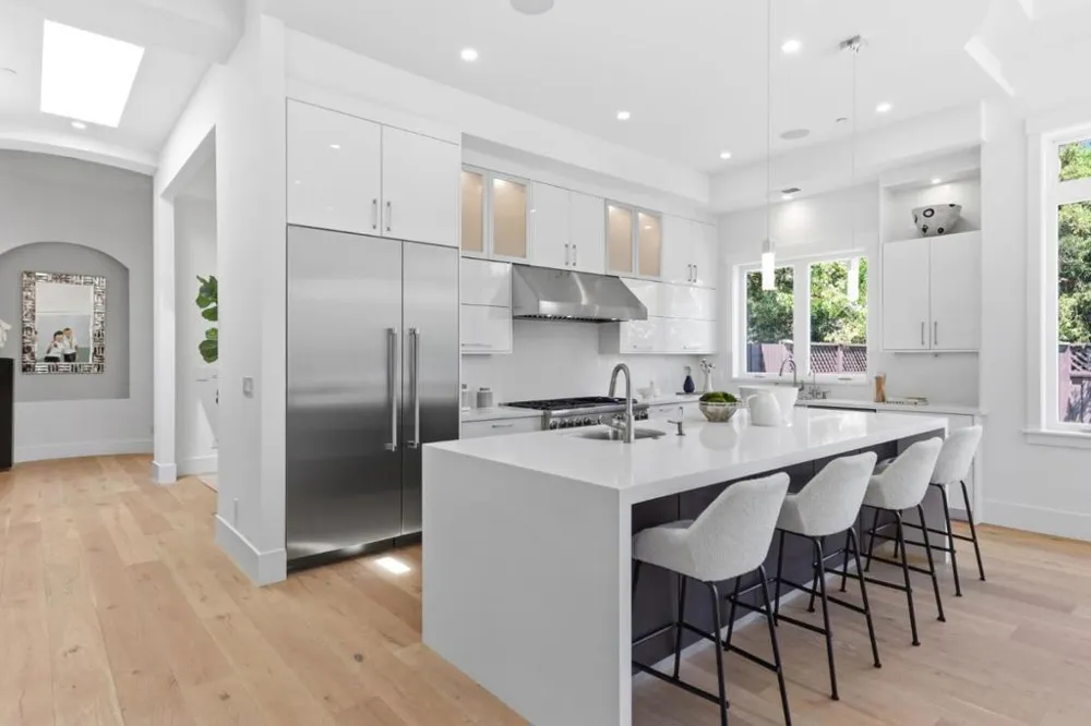 3990 Laguna Avenue Palo Alto, CA 94306