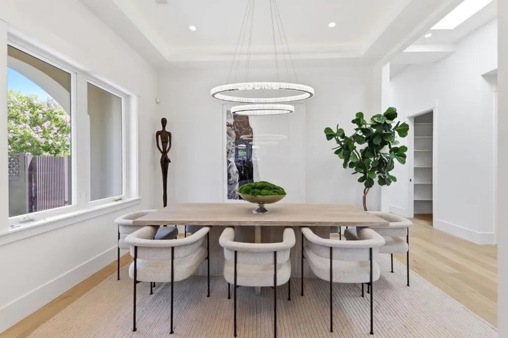 3990 Laguna Avenue Palo Alto, CA 94306