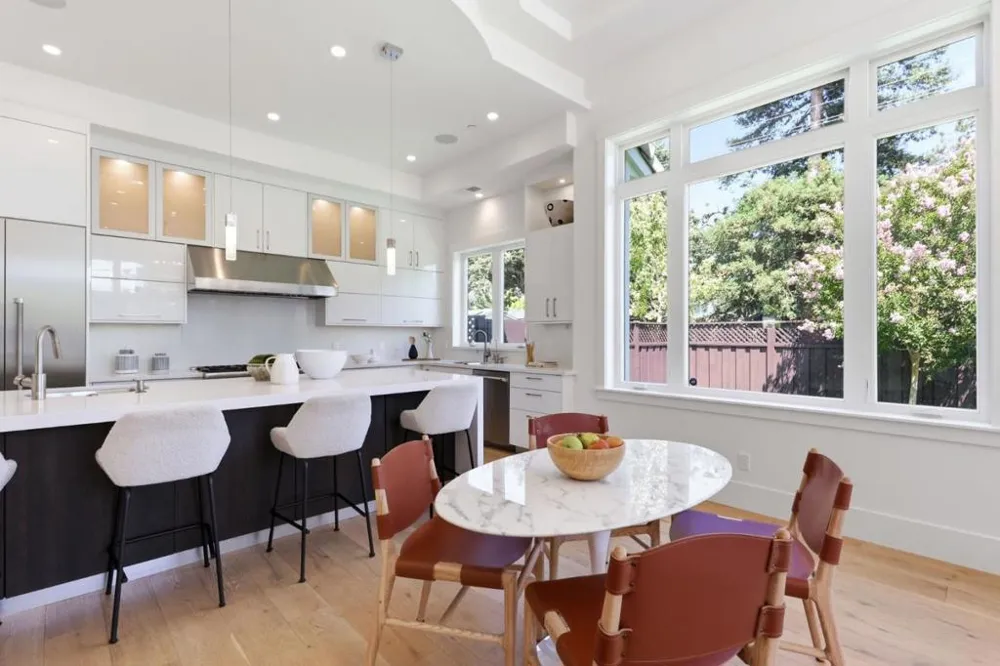 3990 Laguna Avenue Palo Alto, CA 94306