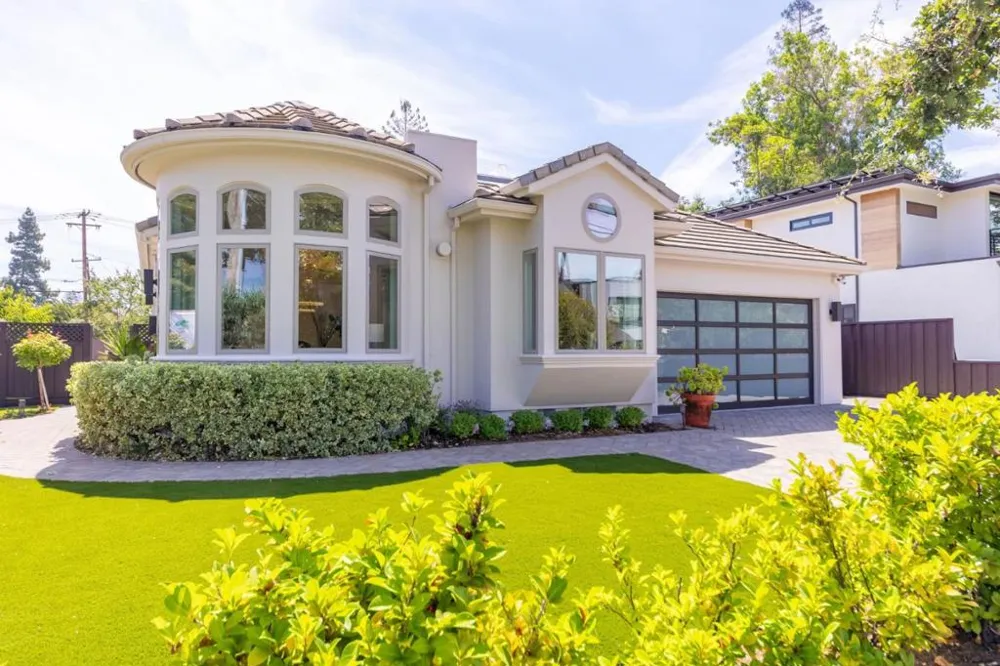 3990 Laguna Avenue Palo Alto, CA 94306