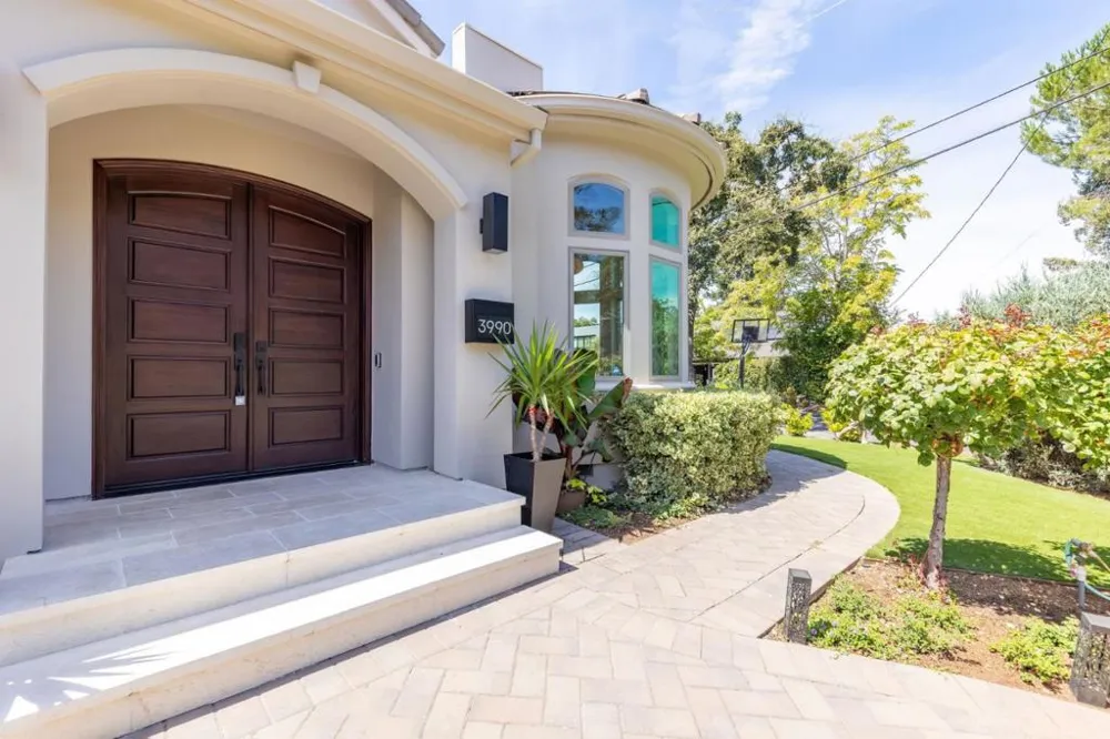 3990 Laguna Avenue Palo Alto, CA 94306