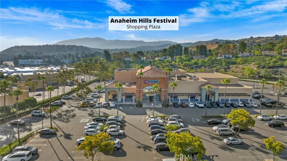 7833 E Viewrim Anaheim Hills, CA 92808