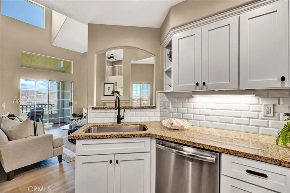 7833 E Viewrim Anaheim Hills, CA 92808