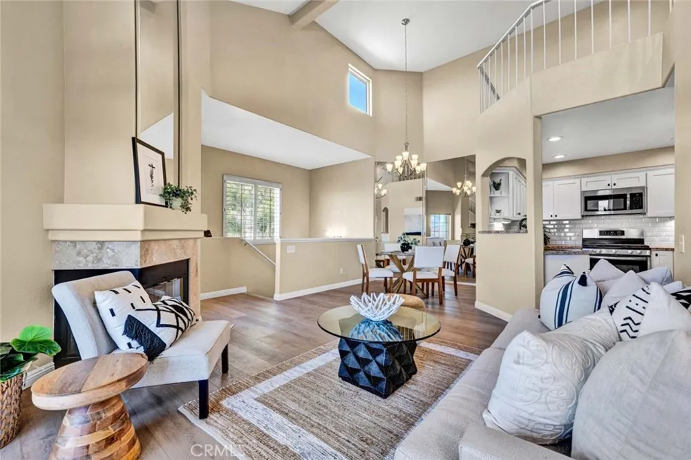 7833 E Viewrim Anaheim Hills, CA 92808