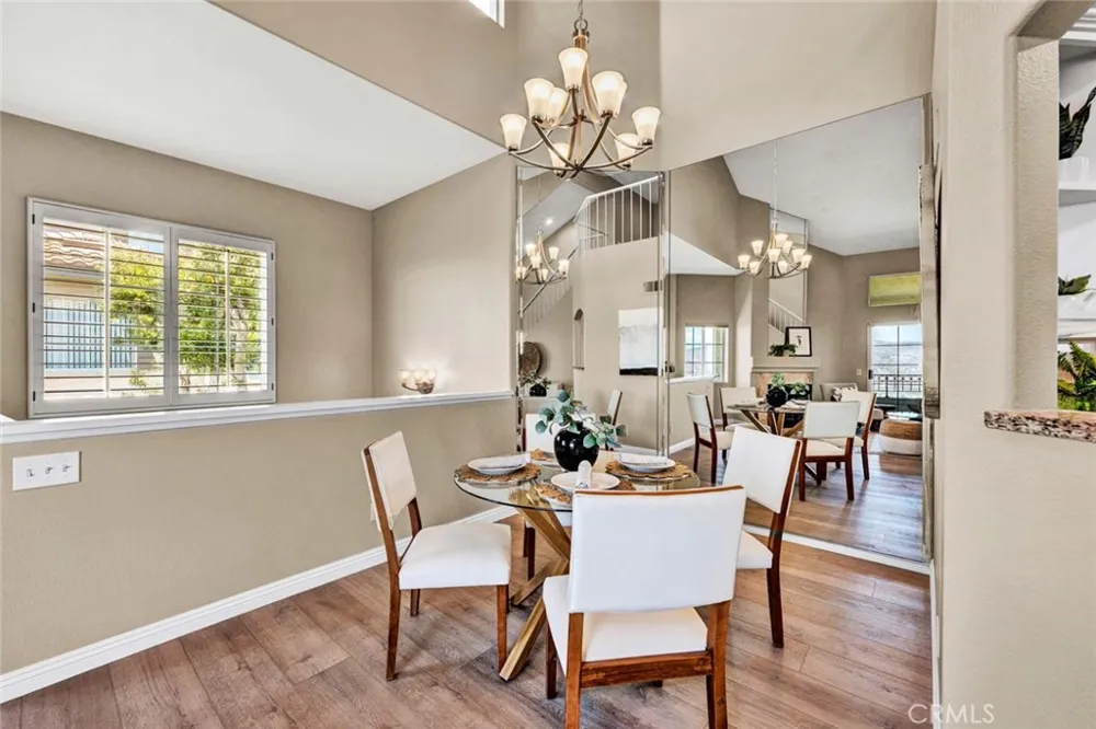 7833 E Viewrim Anaheim Hills, CA 92808