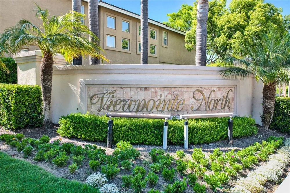 7833 E Viewrim Anaheim Hills, CA 92808
