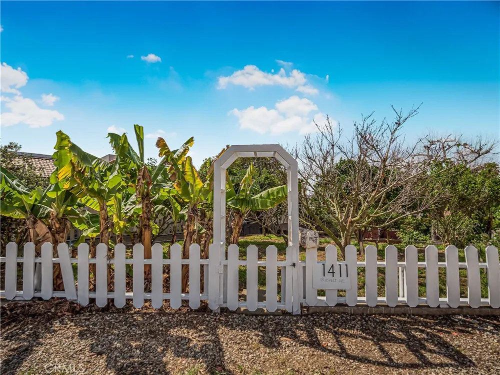 1411 Prospect Avenue Hermosa Beach, CA 90254