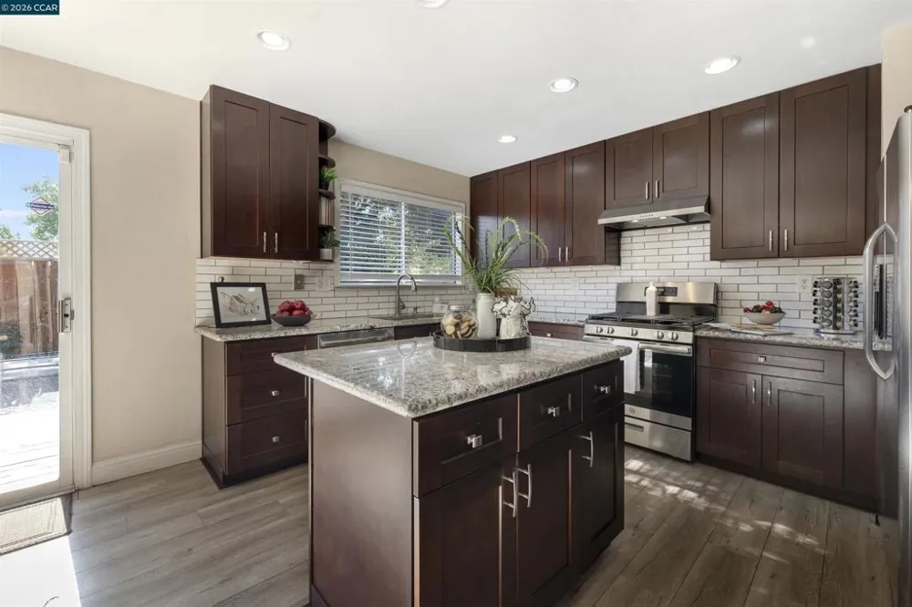 3611 Sunview Ct Concord, CA 94520