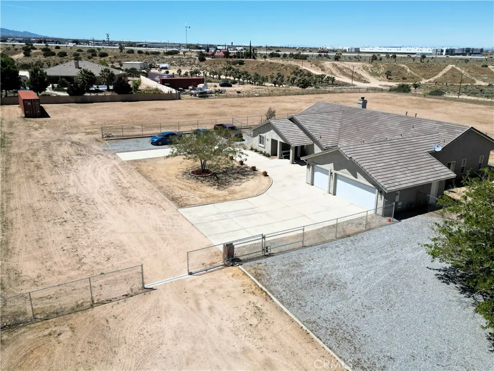 8828 Vincent Court Oak Hills, CA 92344