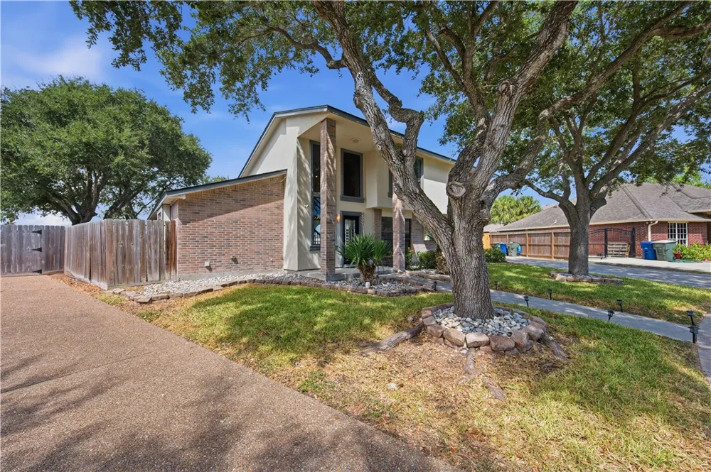 6406 Bellac Street Corpus Christi, TX 78414