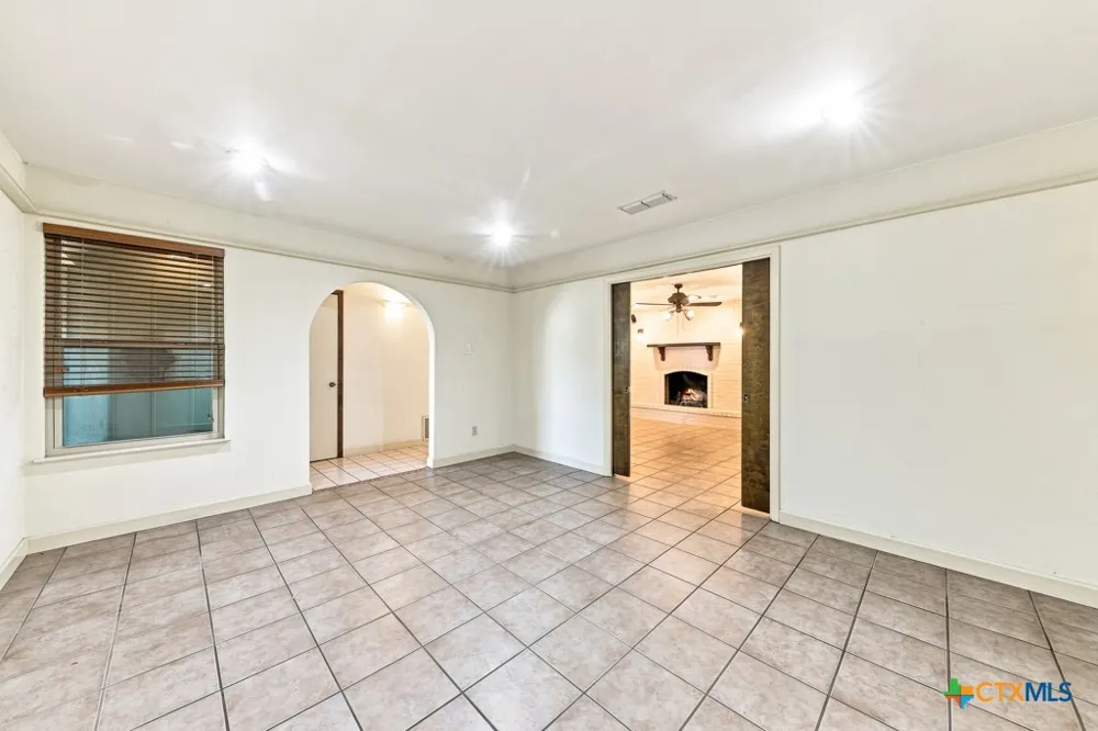 605 Ridgecrest New Braunfels, TX 78130