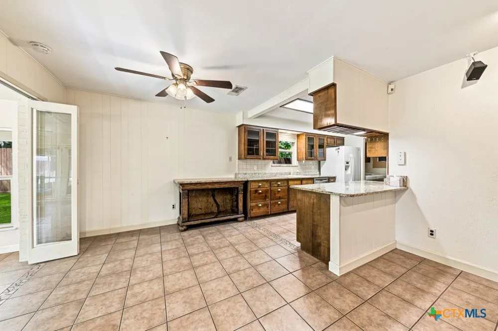 605 Ridgecrest New Braunfels, TX 78130