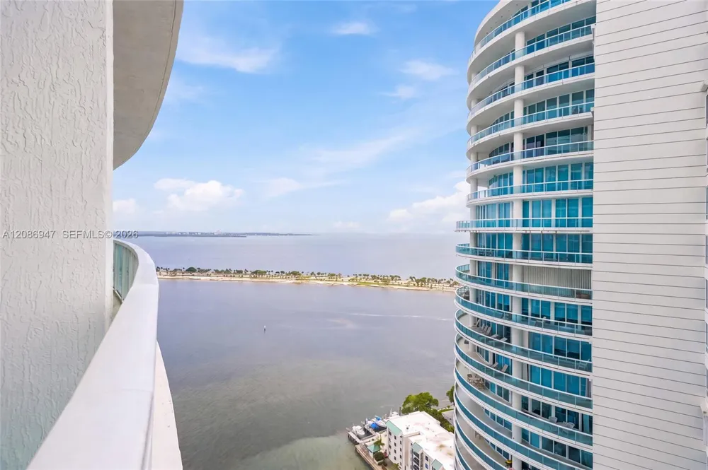 2101 Brickell Ave #3107 Miami, FL 33129