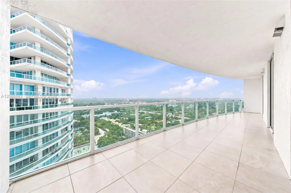 2101 Brickell Ave #3107 Miami, FL 33129