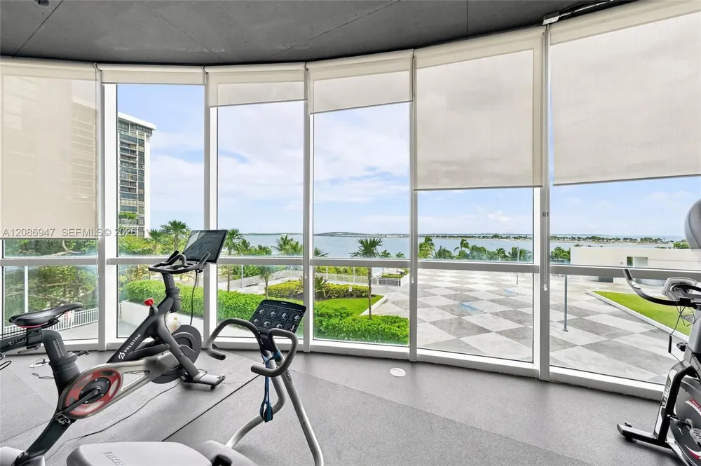 2101 Brickell Ave #3107 Miami, FL 33129