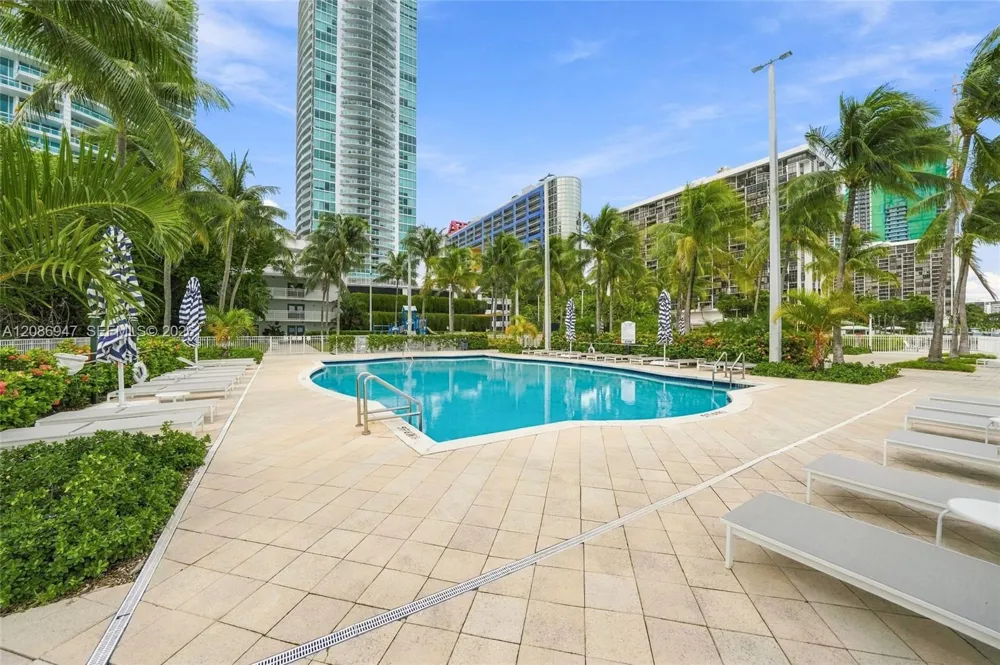 2101 Brickell Ave #3107 Miami, FL 33129