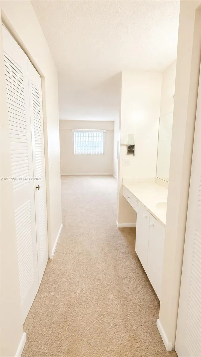 12900 SW 13th St #413E Pembroke Pines, FL 33027