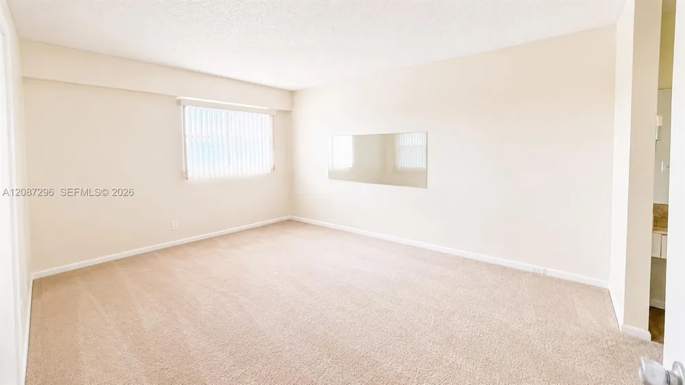 12900 SW 13th St #413E Pembroke Pines, FL 33027
