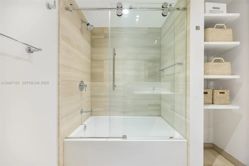 1451 Brickell Ave #1901 Miami, FL 33131