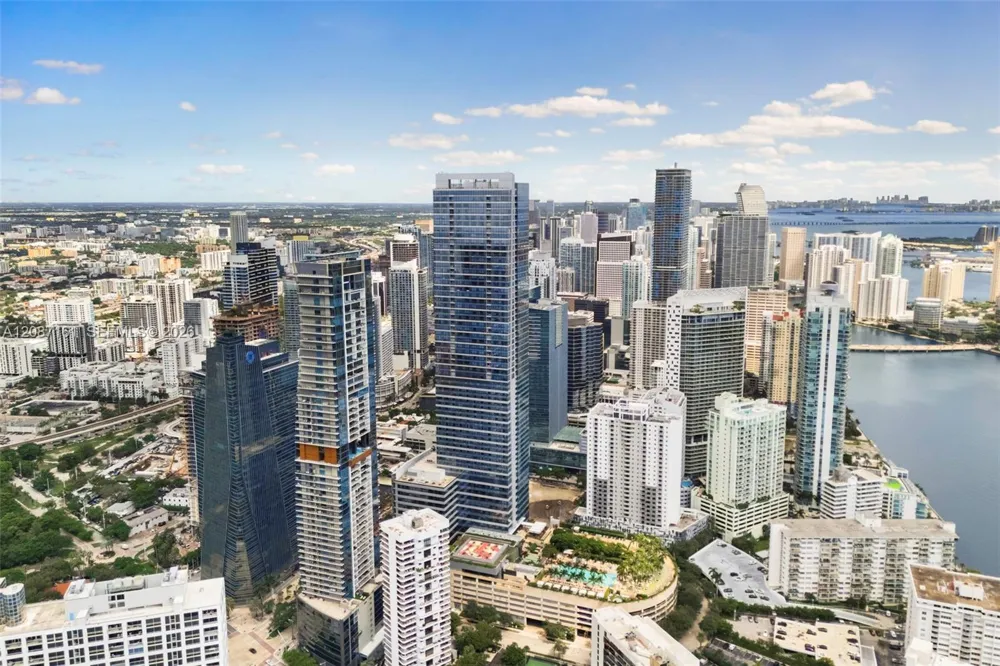 1451 Brickell Ave #1901 Miami, FL 33131