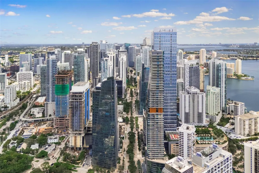 1451 Brickell Ave #1901 Miami, FL 33131