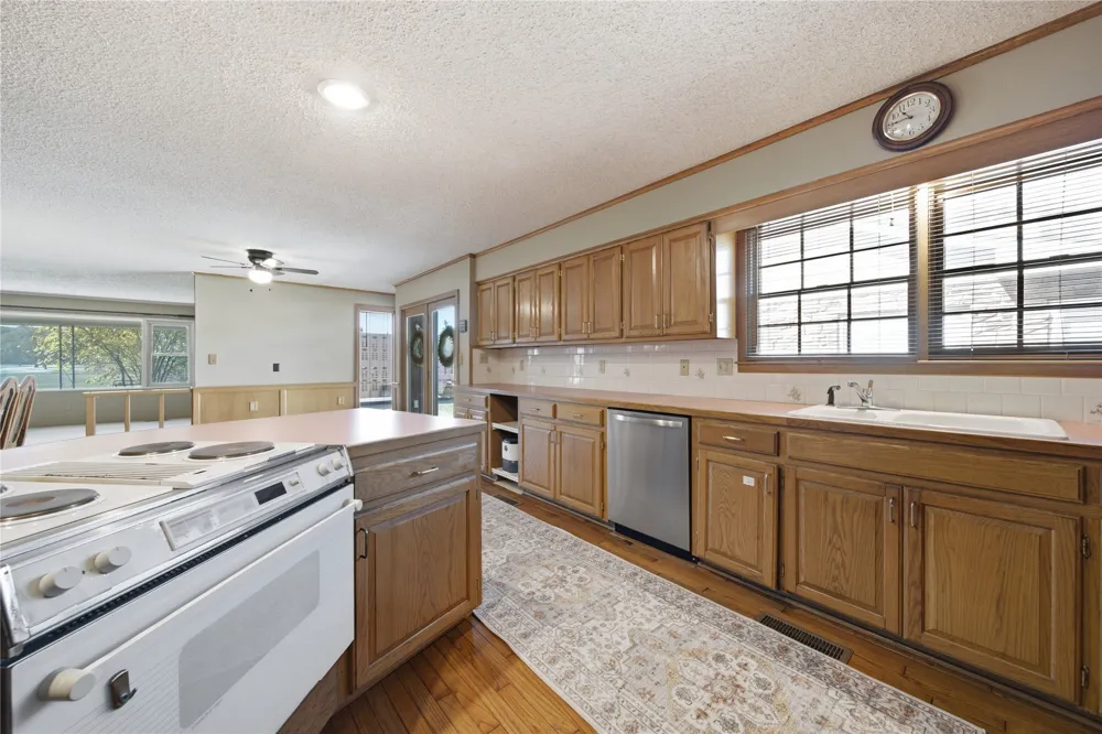 519 E Main Street Pawhuska, OK 74056