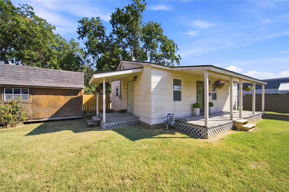 519 E Main Street Pawhuska, OK 74056