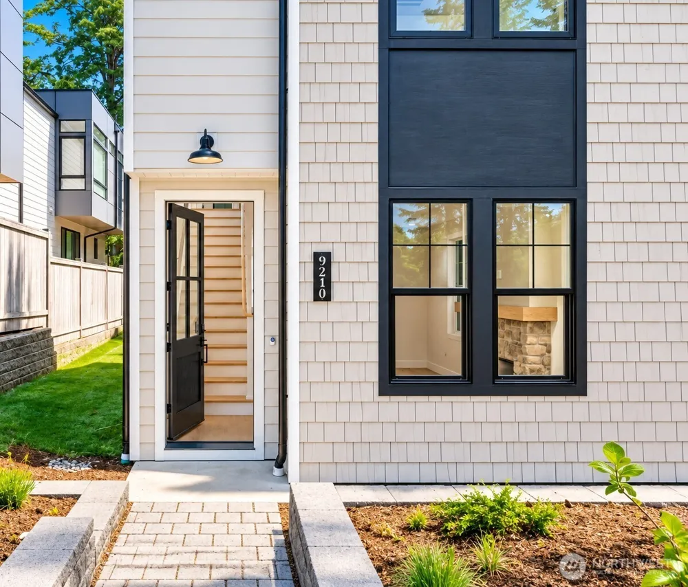 9210 116th Avenue NE Kirkland, WA 98033