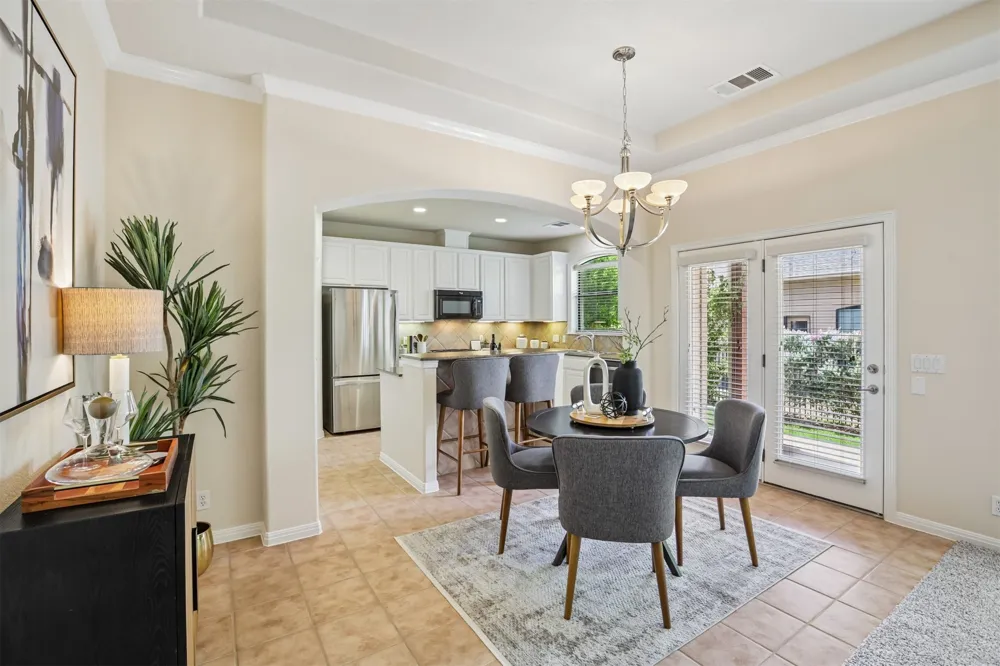 4213 Wild Iris Lane Austin, TX 78727