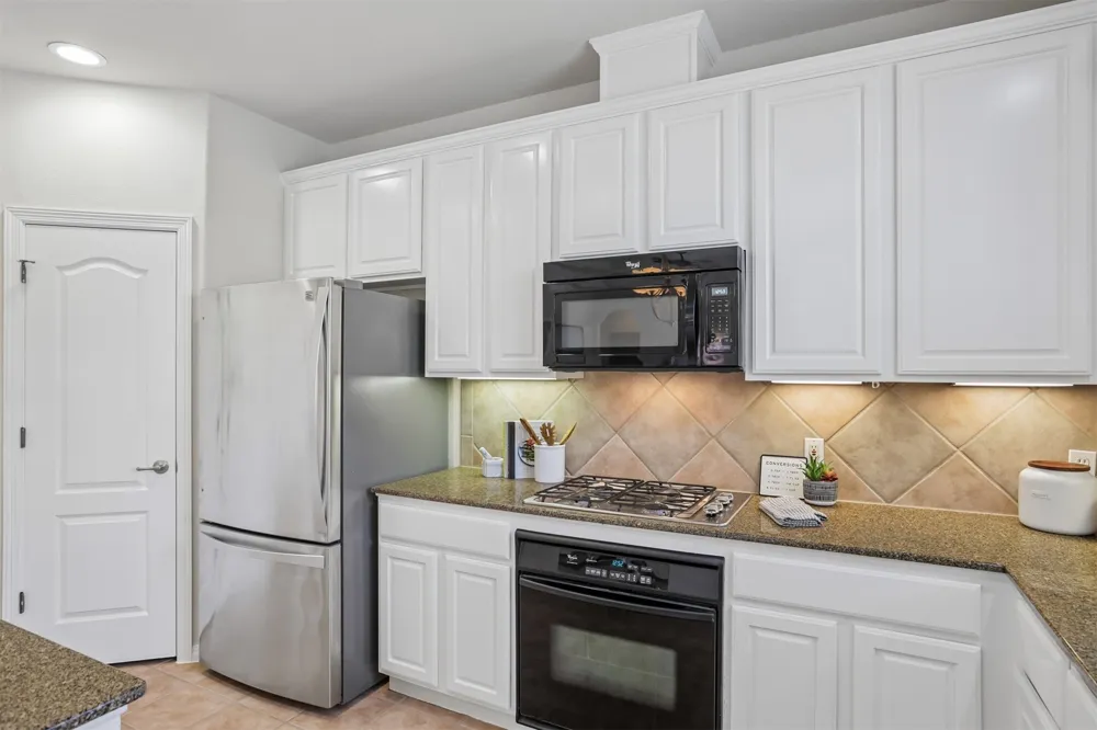 4213 Wild Iris Lane Austin, TX 78727