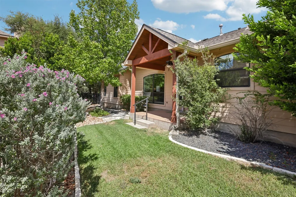 4213 Wild Iris Lane Austin, TX 78727