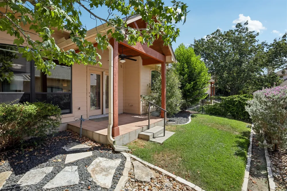 4213 Wild Iris Lane Austin, TX 78727