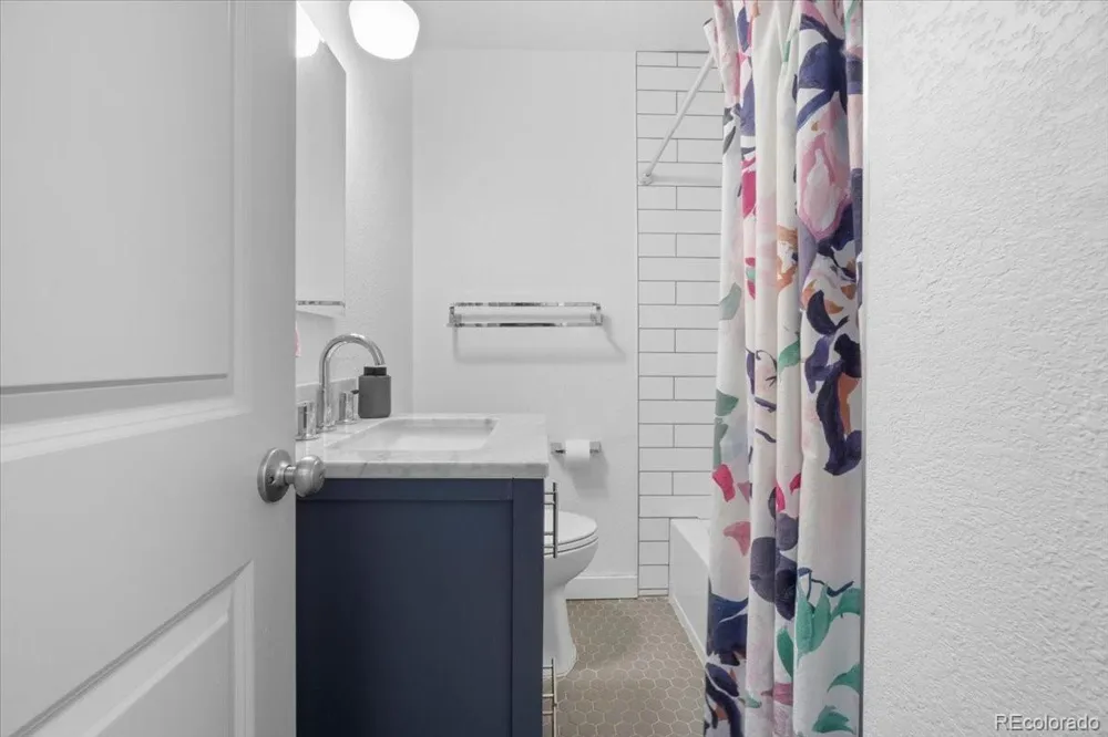 3246 Columbine Street Denver, CO 80205