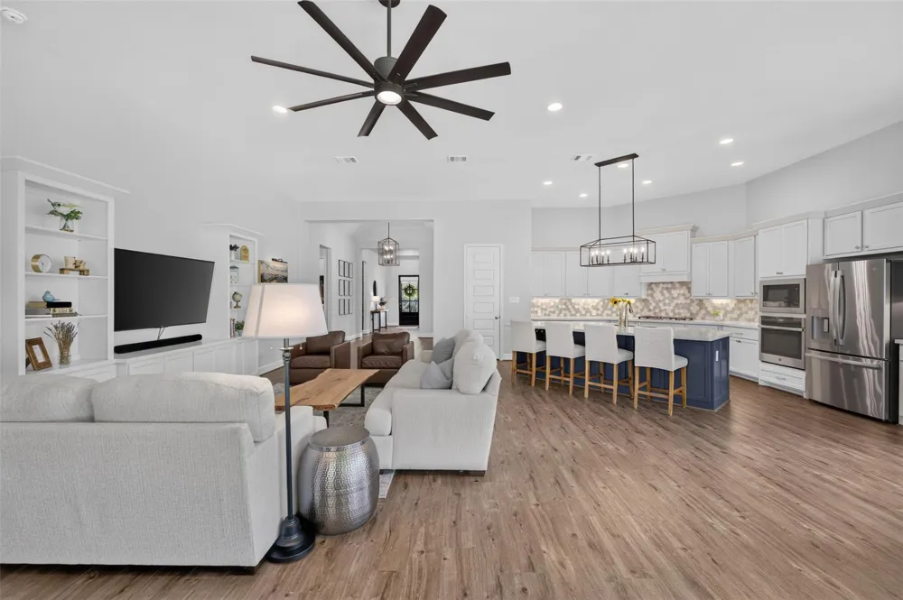 313 Lane Landing Place Montgomery, TX 77316