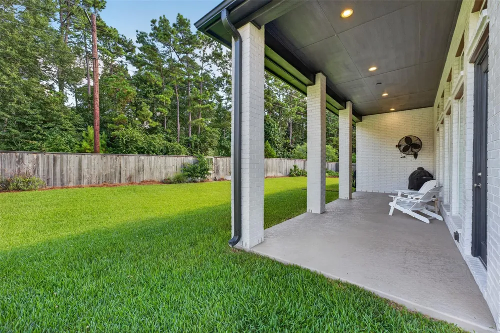313 Lane Landing Place Montgomery, TX 77316