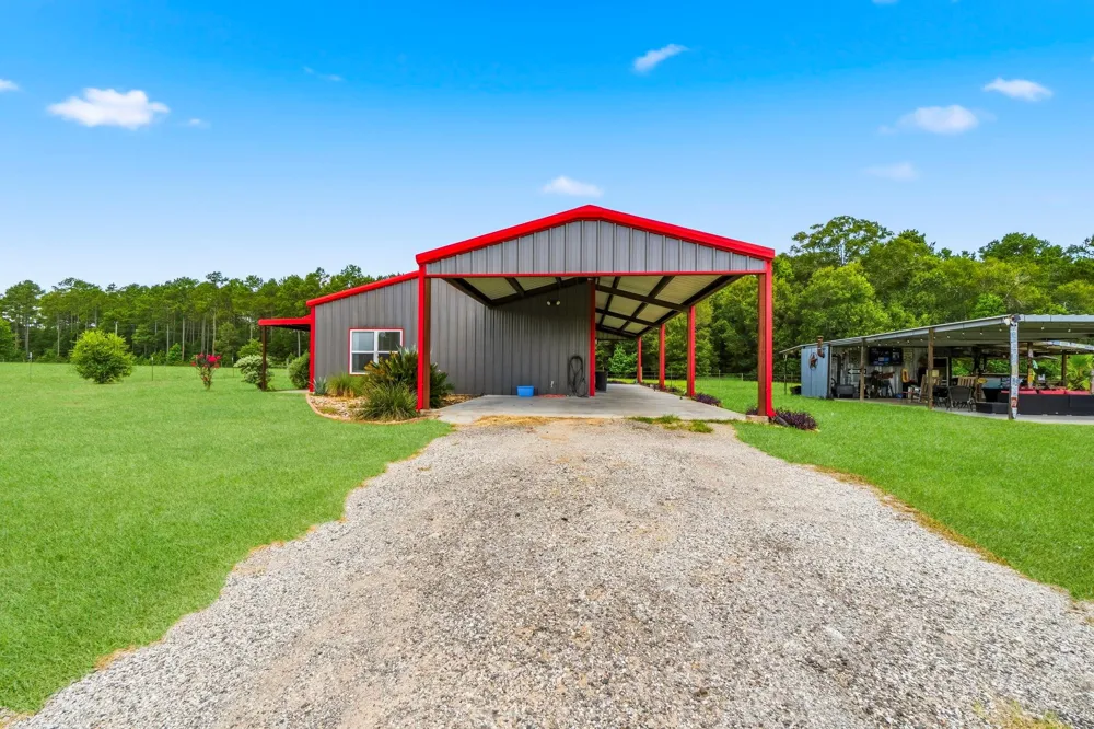 671 Tram Road Livingston, TX 77351