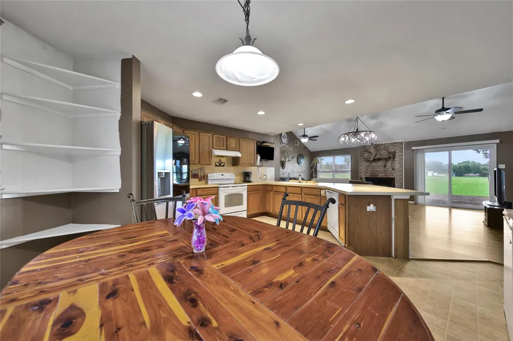 27106 Apache Trail Magnolia, TX 77354