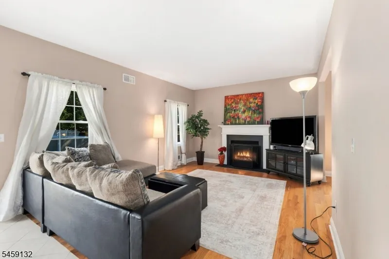 101 Churchill Ave Franklin, NJ 08873
