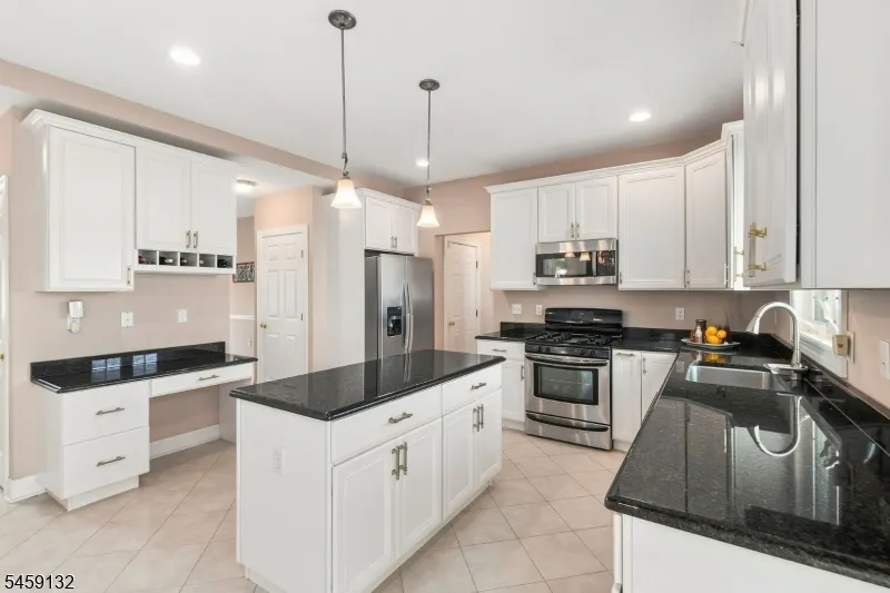 101 Churchill Ave Franklin, NJ 08873